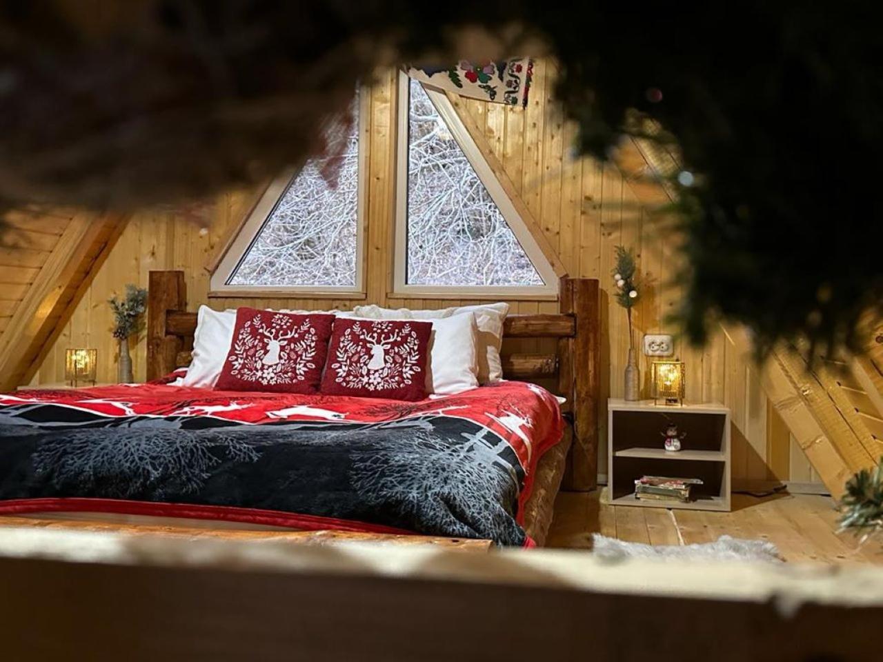 Cabanutze Satic Villa Rucăr Eksteriør billede