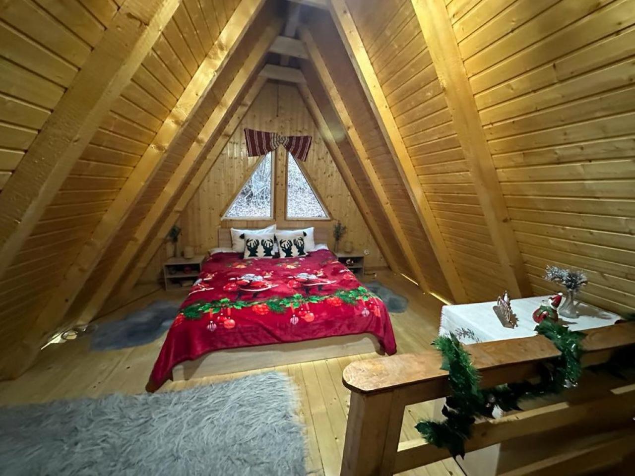 Cabanutze Satic Villa Rucăr Eksteriør billede